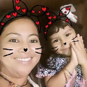 Meet your Posher, Rocio